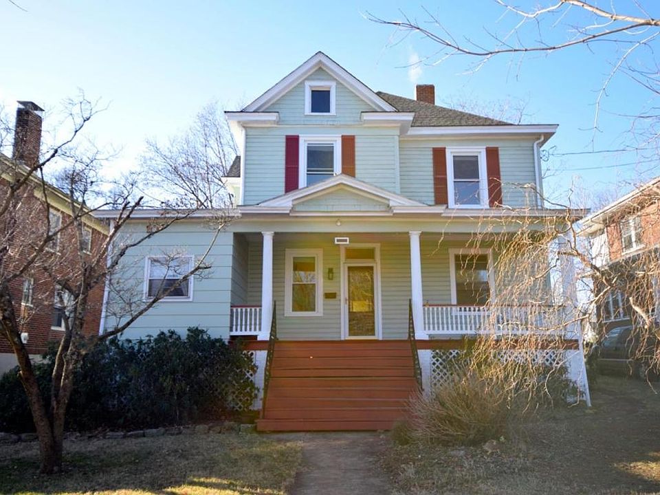 1st image of 1914 Oxford Ave SW