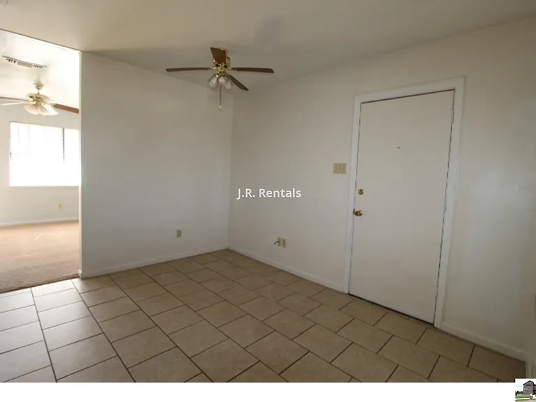 803 Michelle Dr — Photo 10