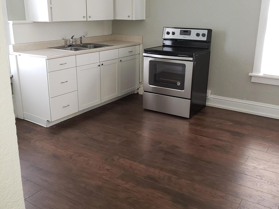 2nd image of 713 Yakima Ave APT 2