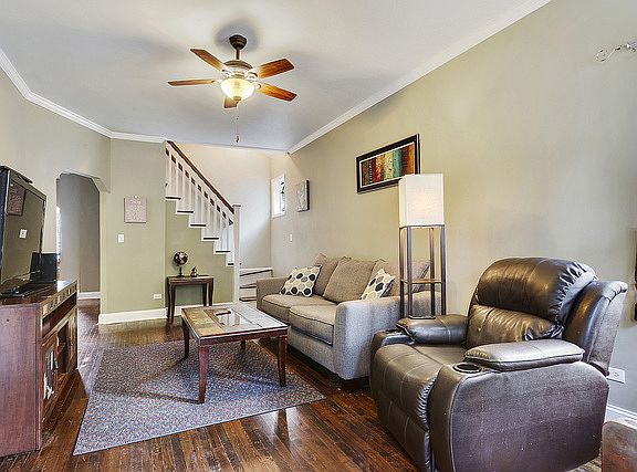 5th image of 3637 N Nordica Ave