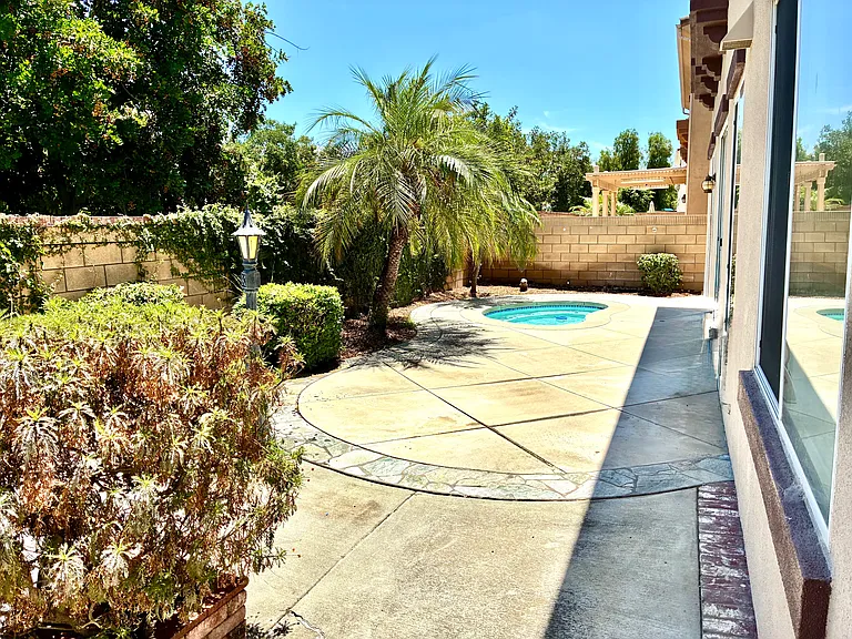15881 Tanberry Dr — Photo 22