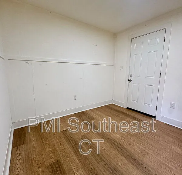 65 Shaw St #2-B — Photo 9