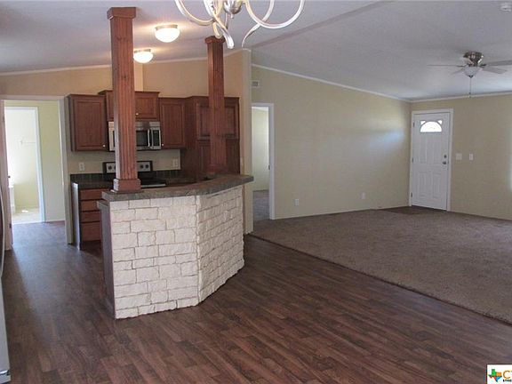 5th image of 200 Salem Dr