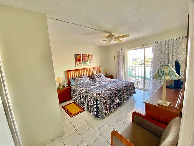 400 Golden Isles Dr #43 — Photo 6