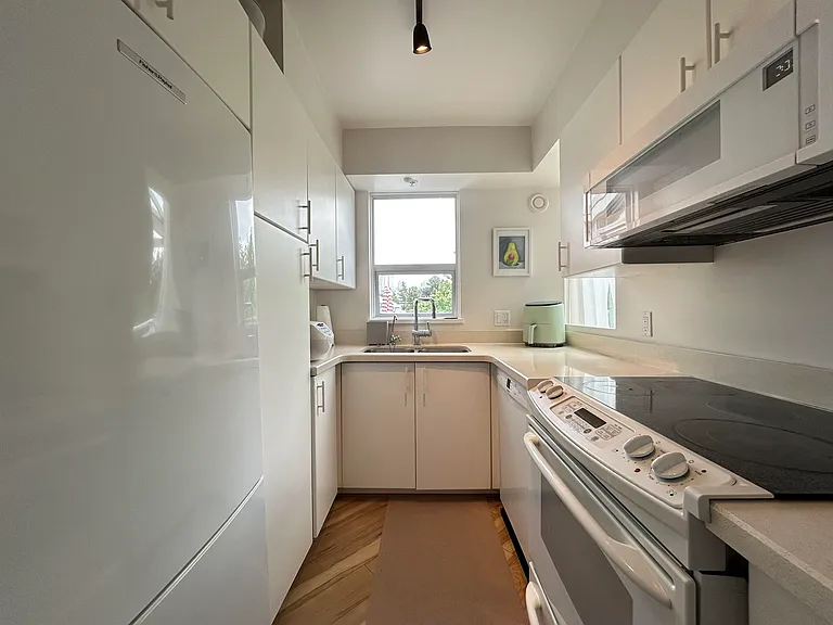 908 W 7th Ave #406 — Photo 5