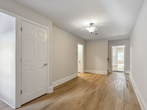 4th image of 106 Levering St Floor 2