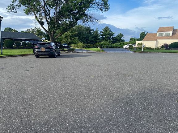 4th image of 3 Jester Ct