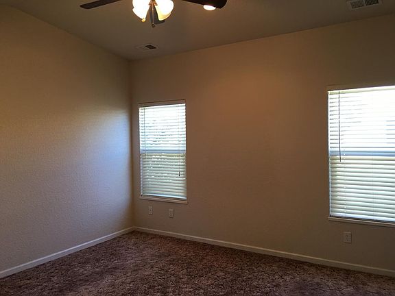 5th image of 716 Spanish Trail Dr