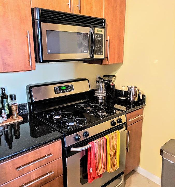 1st image of 1021 N Garfield St Unit 1-523
