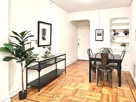 5th image of 303 E 37th St APT 2N
