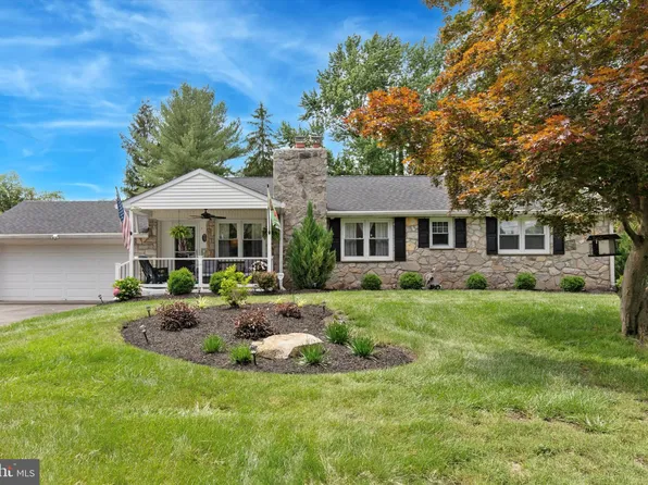 607 Jays Ln, Pottstown, PA 19464