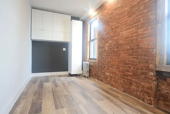 Rented by Abode Well Realty Inc | media 13