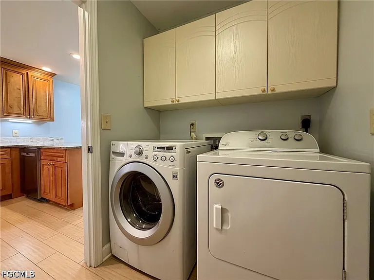 17020 Golfside Cir #104 — Photo 26