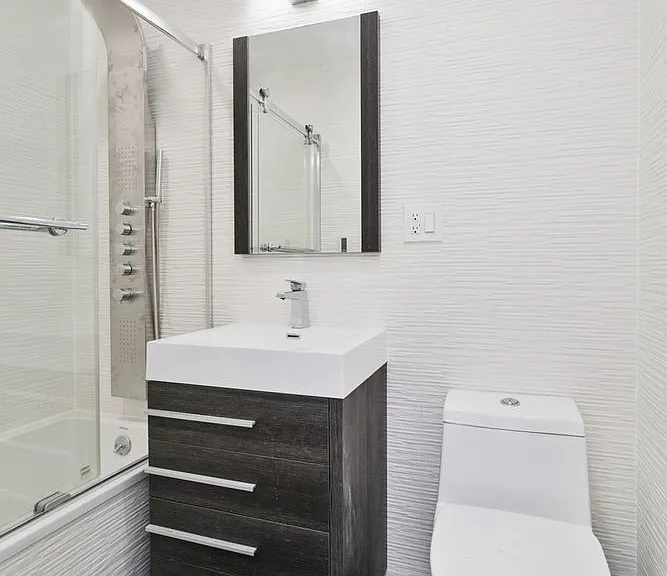 165 Graham Ave #3R — Photo 5