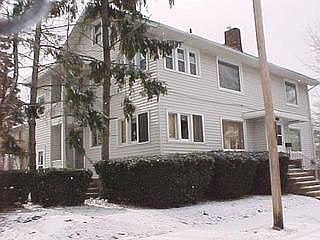 1st image of 1655 Roosevelt Ave