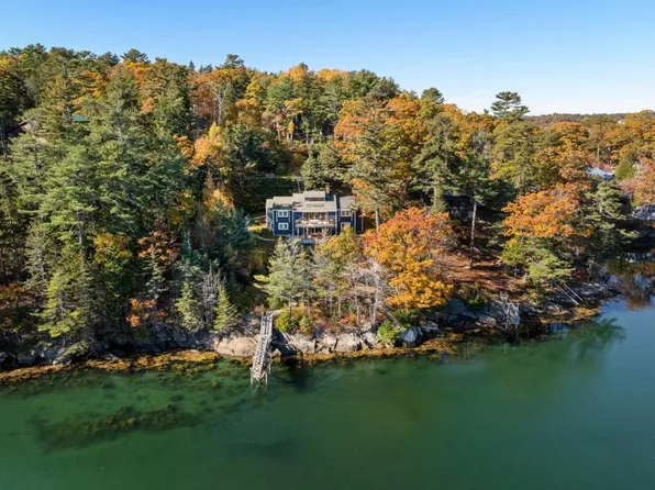 18 Crest Avenue, Boothbay Harbor, ME 04538