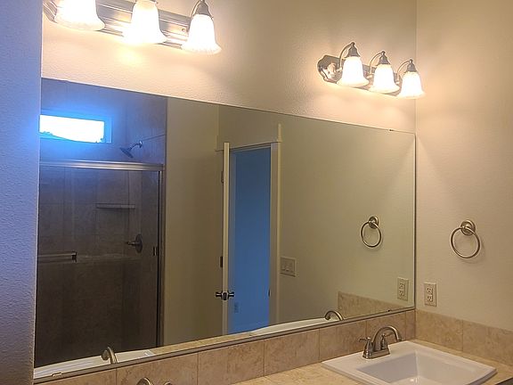 4th image of 11219 NE 147th Ave