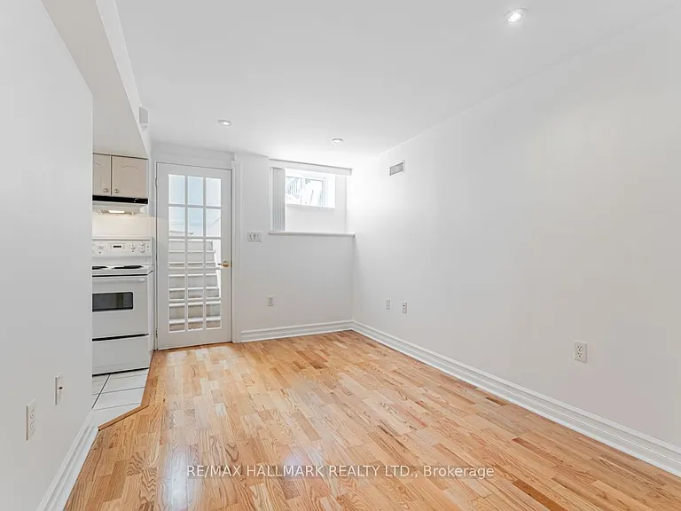 47 Manchester Ave #2 — Photo 12