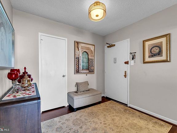 5th image of 3705 S George Mason Dr APT 1714S