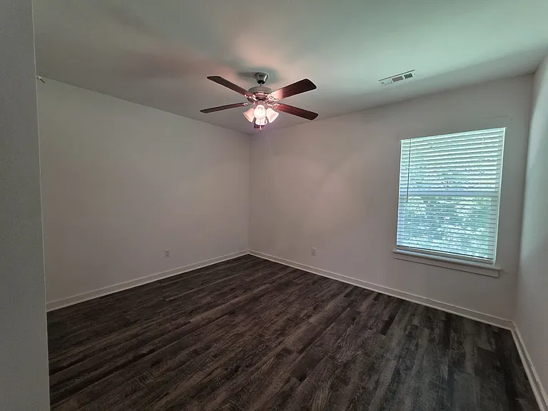 320 Westbrook Ct #1 — Photo 10
