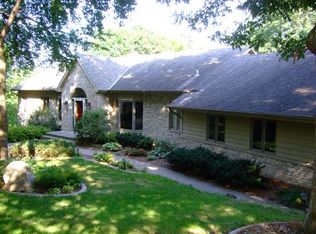 656 Bluebill Cir, Shakopee, MN 55379