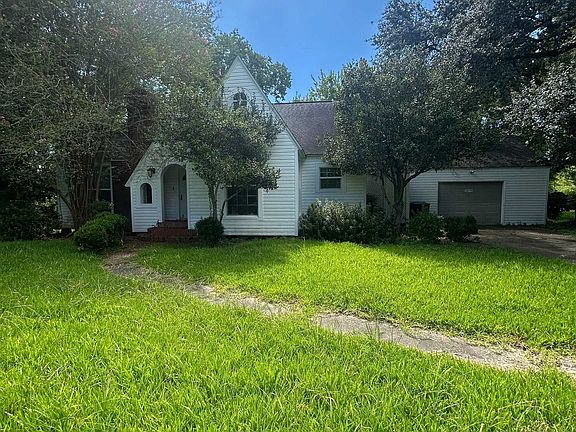 2nd image of 5448 32nd St