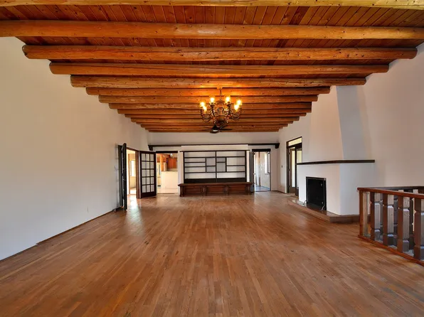 904 Bishops Lodge Rd, Santa Fe, NM 87501