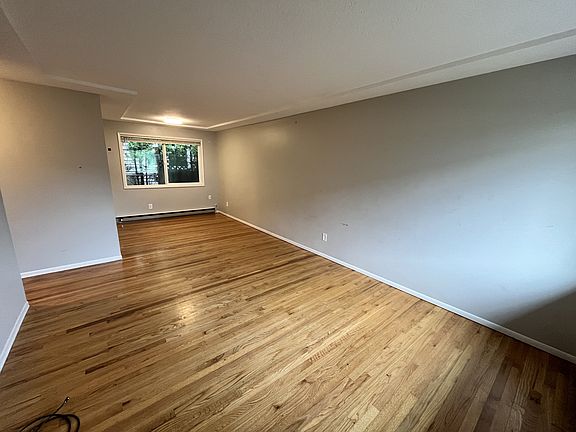 3rd image of 1400 NE 118th Ave APT 2
