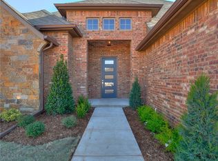 16300 Brookefield Dr, Edmond, OK 73013
