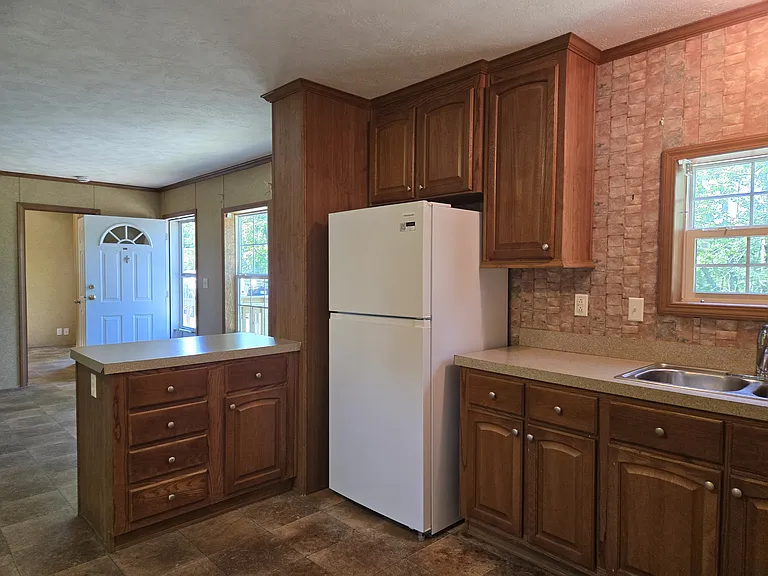 107 Rayewood Dr — Photo 18