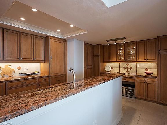 5th image of 6825 Grenadier Blvd APT 1902