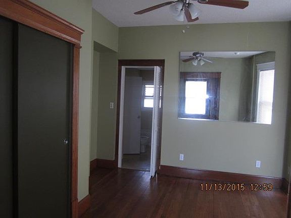 4th image of 220 W 34th St
