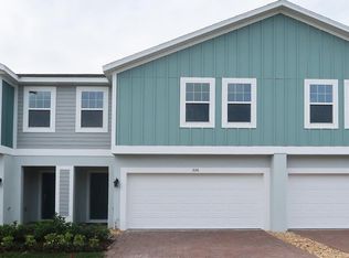 226 Glass Onion Dr, Groveland, FL 34737