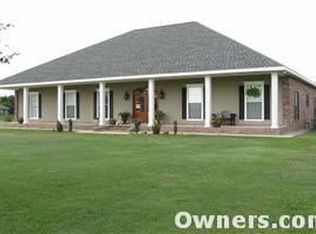 577 Riverbirch Rd, Opelousas, LA 70570