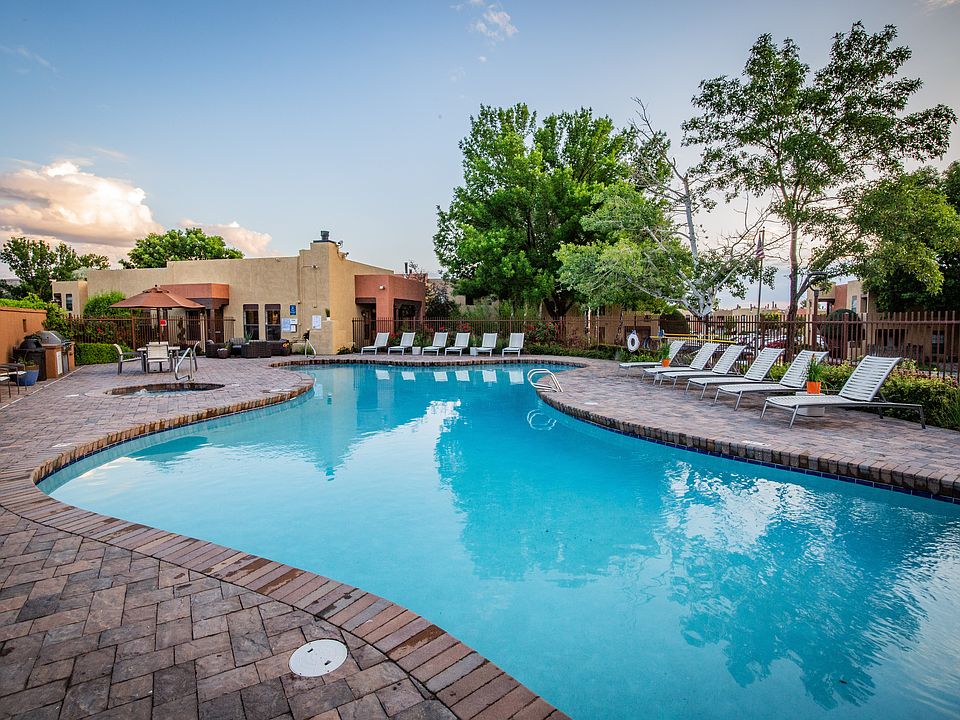 Salt Water Swimming Pool