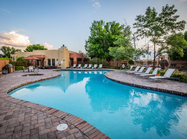 Rancho Carrera Apartments
