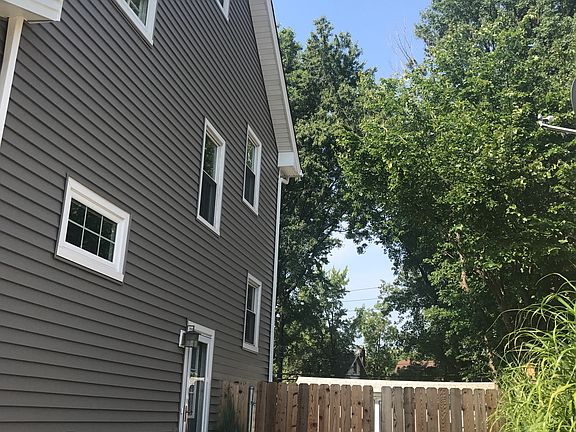 Driveway w/Gate & Fence