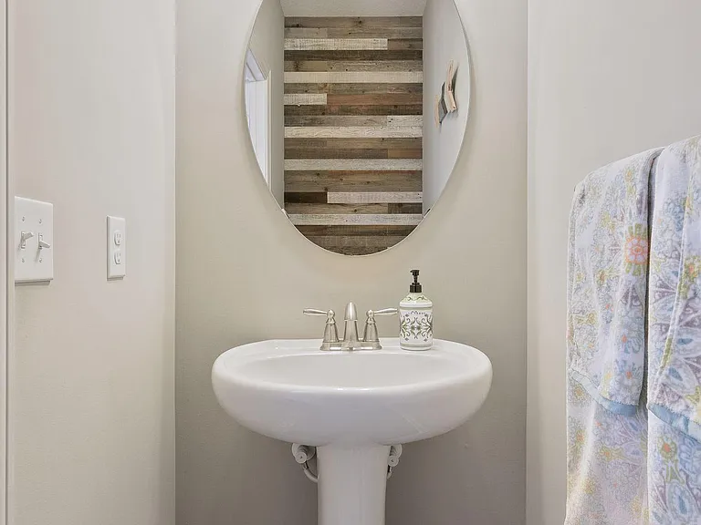 5596 Orchard Cv — Photo 17