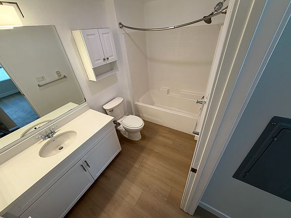 5th image of 12655 Bluff Creek Dr Unit 115