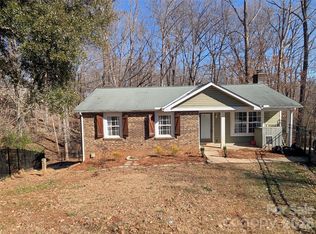 8443 Shiredale Ln, Charlotte, NC 28212