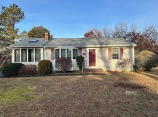 40 Clinton Cir, South Dennis, MA 02660