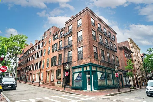 24 Joy St Photo 1