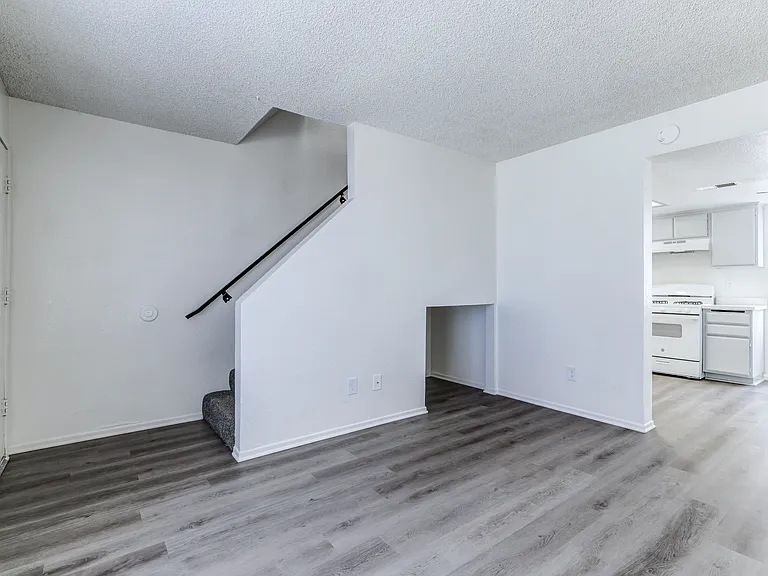 Rosamond Village Apartments — Photo 10
