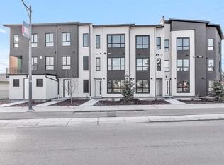 4903 N Bowness Rd NW, Calgary, AB T3B0G2