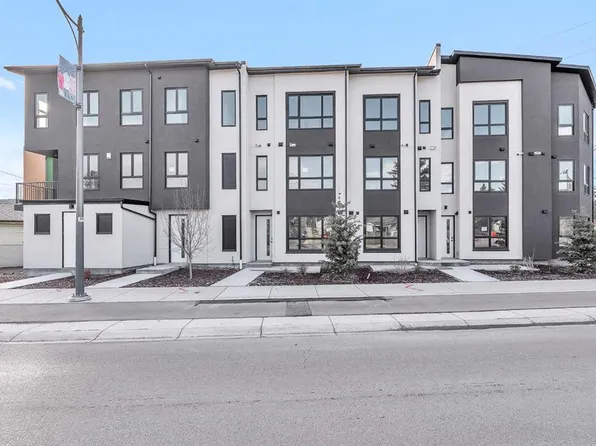 4903 N Bowness Rd NW, Calgary, AB T3B 0G2