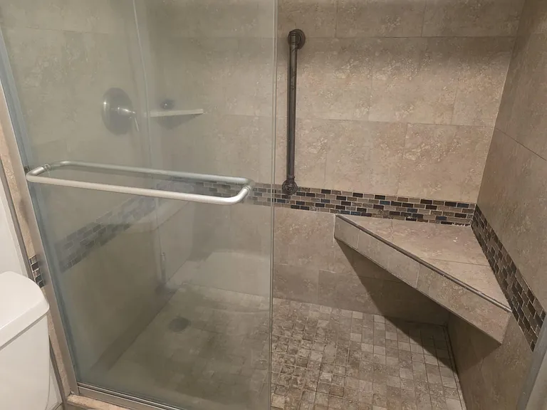 959 SE 2nd Ave #105 — Photo 9