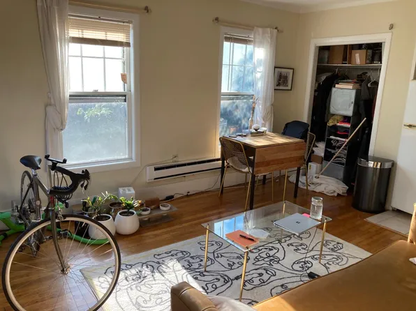 7 Phillips St APT 9, Boston, MA 02114