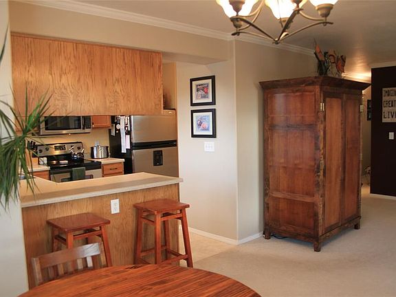 5th image of 859 Forestglen Dr APT H