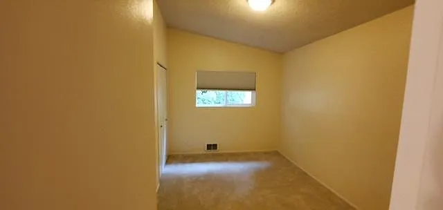 1017 Oakes Ave #2 — Photo 3