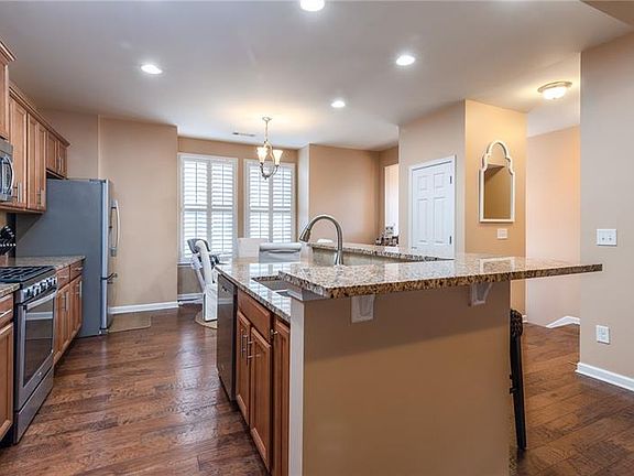 5th image of 4336 Laurel Creek Ct SE #1